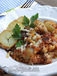 Zapečeno mljeveno meso sa lukom