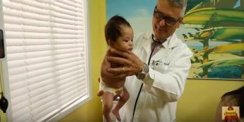 Trik koji će trenutno smiriti bebu otkriva pedijatar Robert Hamilton
