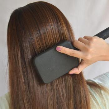 Evo kako možete jednostavno ispraviti kosu bez prese i feniranja!