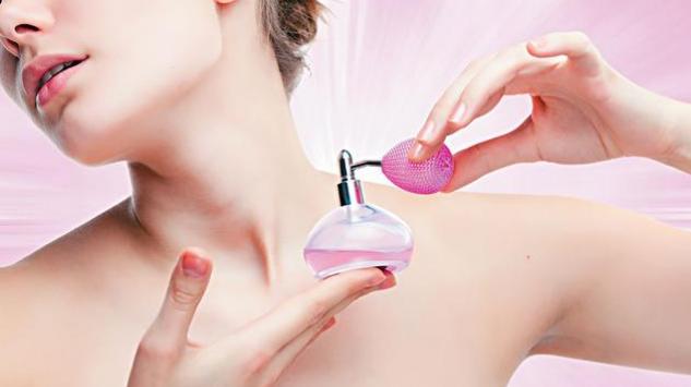 Kako što duže zadržati miris parfema na koži 
