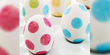 Tačkasta uskršnja jaja sa šljokicama