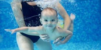 Plivačko uho-česta dječija boljka tokom ljeta