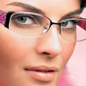 Make up savjeti ako nosite naočare