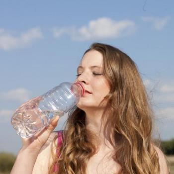 Smije li se piti voda iz zagrijane plastične flaše?