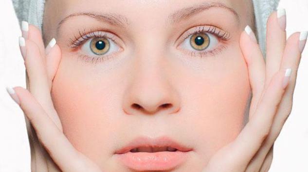 Prirodan tretman koji će ukloniti akne i ožiljke sa vašeg lica