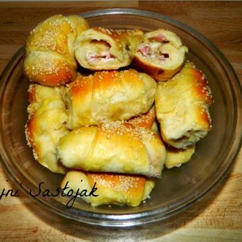 Jogurt kiflice sa šunkom i feta sirom